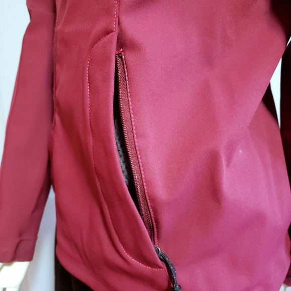 Outdoor Research Windbreaker Runners Shell - Picture 4 of 7